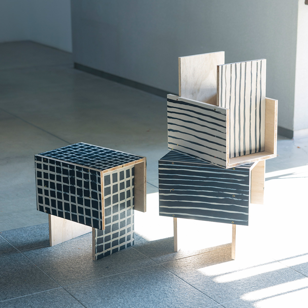 ART Assembly Stool - konstのアート作品