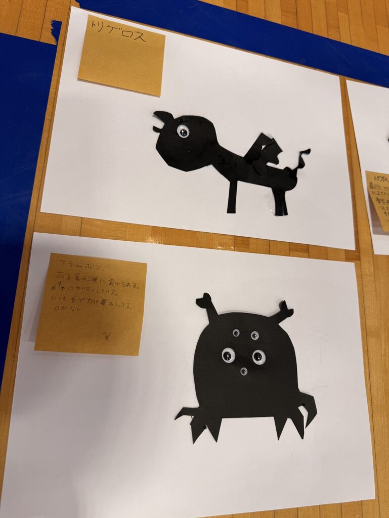 児童がつくったキャラクター「トリゲロス」と「クラムボン」