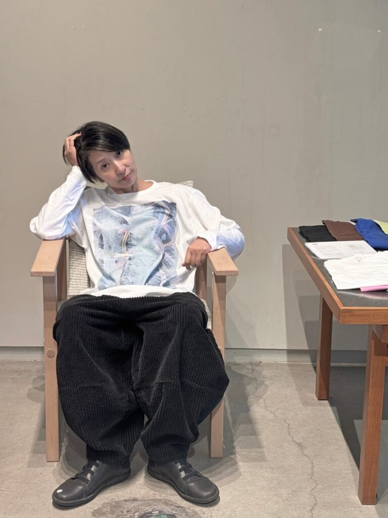 Morning Mist（朝の霧）のロングTシャツ / Morning Mist long T-shirt